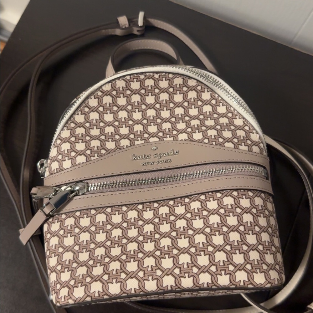 Kate Spade Elegant Cream Interior